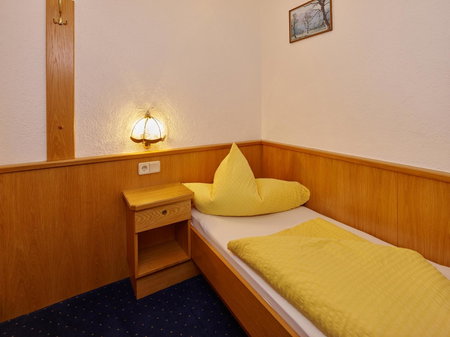 Haus Anton Sölden - Apartments & Zimmer, Sölden, Austria