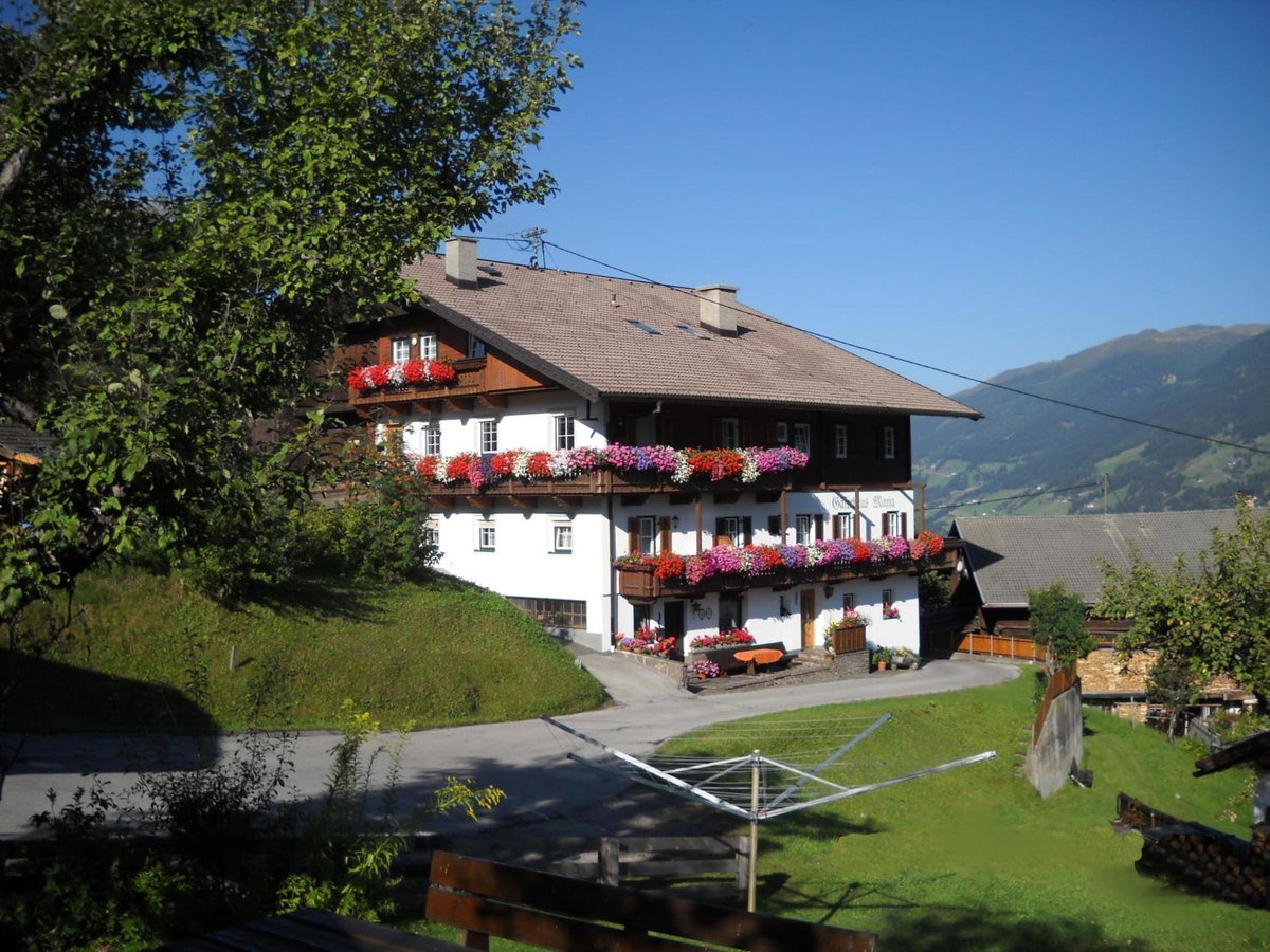 Hotel · Gästehaus Maria, Kartitsch