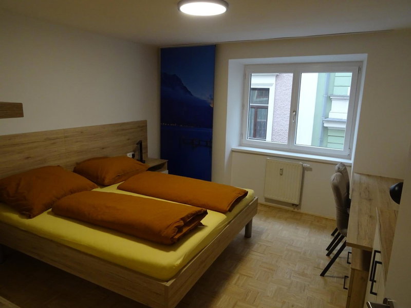 Modern Apartment, Full Kitchen, for 6, Gmunden, Austria