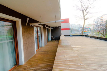 Transylvanian Apt. w/ lrg. terrace and parking - KarpatenHaus, Braşov, Romania