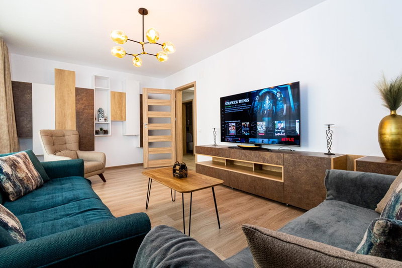 Pentha Apt - Stylish and Spacious 2-Bedroom Apartment near Coresi Mall, Braşov, Romania