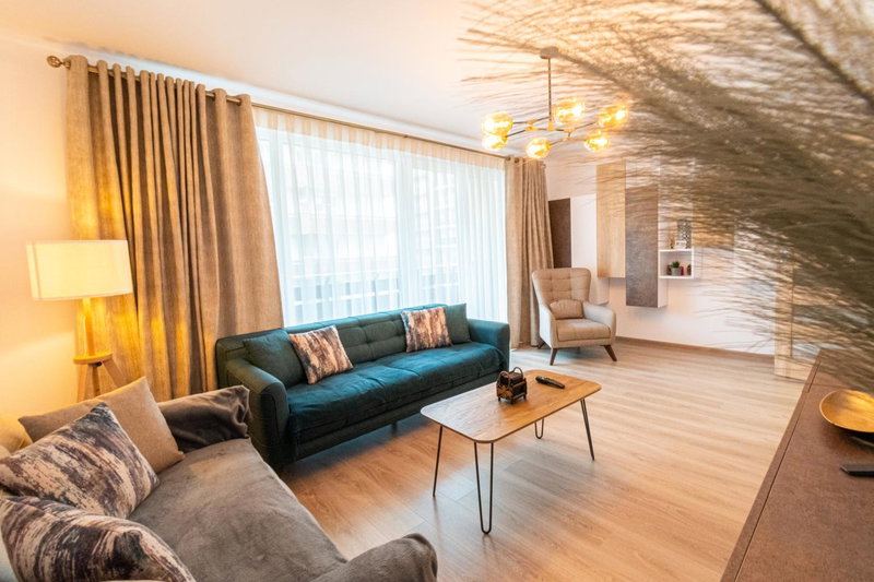 Pentha Apt - Stylish and Spacious 2-Bedroom Apartment near Coresi Mall, Braşov, Romania