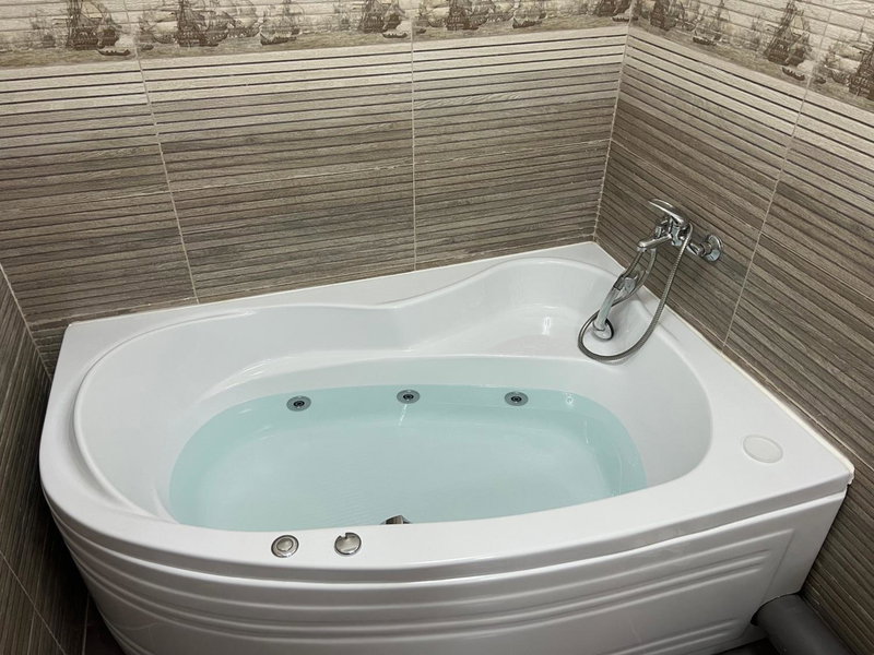 Lovely flat with bathtub 5 mins from center, Craiova, Romania