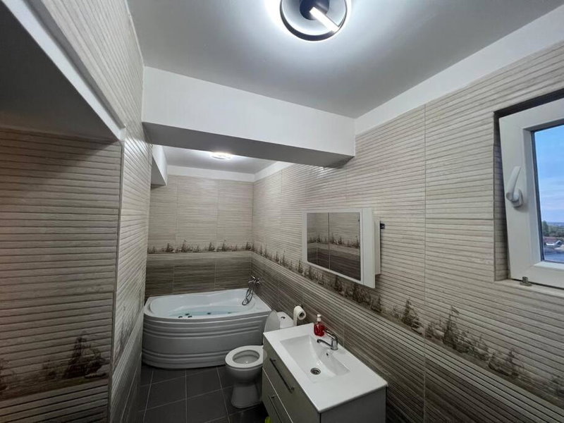 Lovely flat with bathtub 5 mins from center, Craiova, Romania