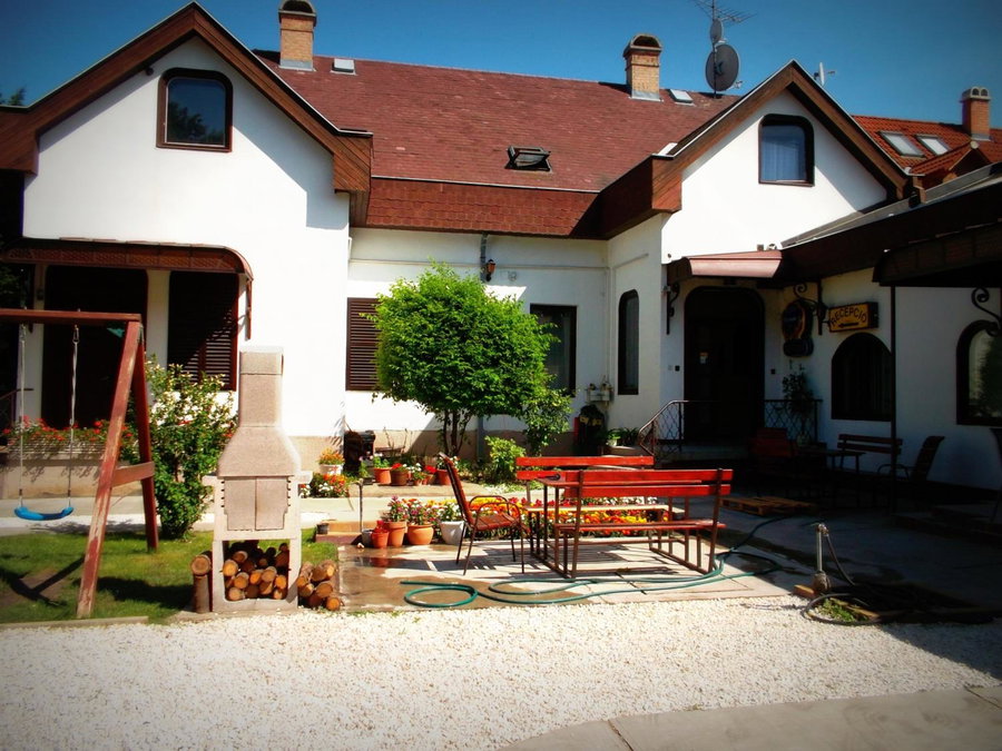 Palota Hostel, Budapest, Hungary