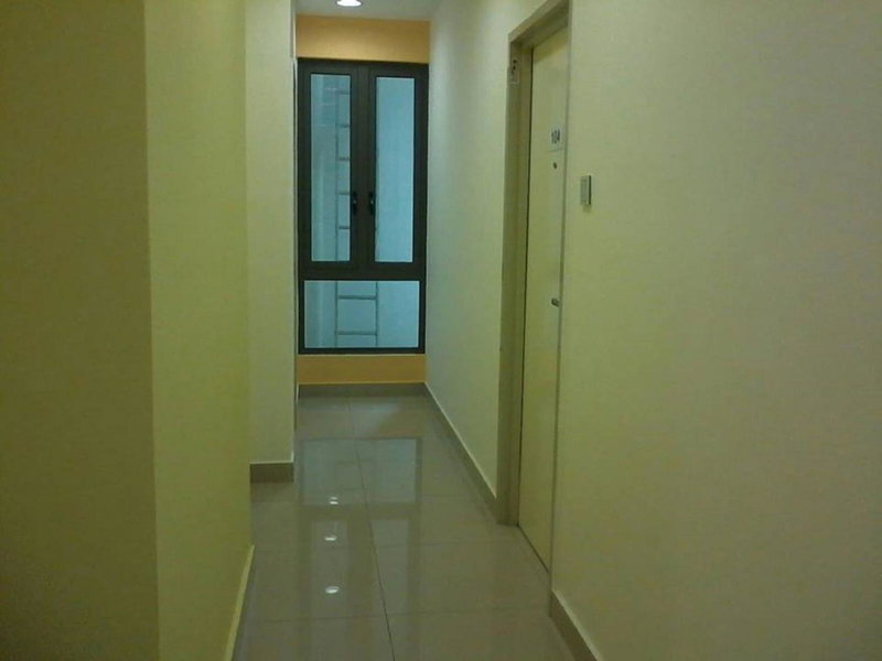 YY48 Hotel 2 Mins Walk From Masjid Jamek LRT Station, Kuala Lumpur, Malaysia