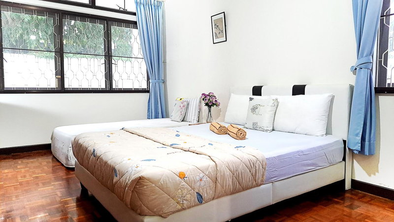 Advent Villa, just 100 meters to Penang Adventist Hospital, George Town, Malaysia
