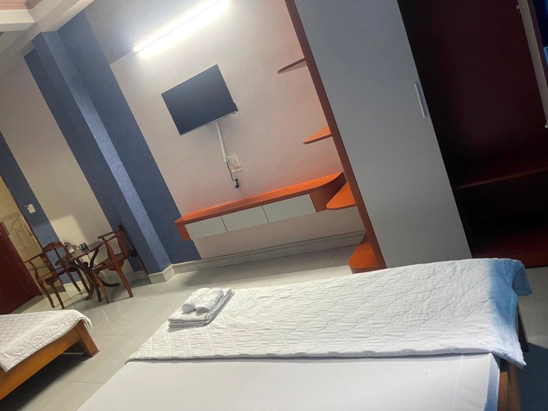 Minh Thư Hotel, Thuan An, Vietnam