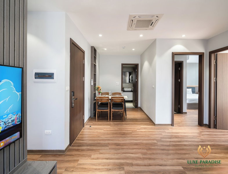 Luxe Paradise Suites Hotel To Ngoc Van, Hanoi, Vietnam