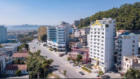 Linh Dan Hotel, Ha Long, Vietnam