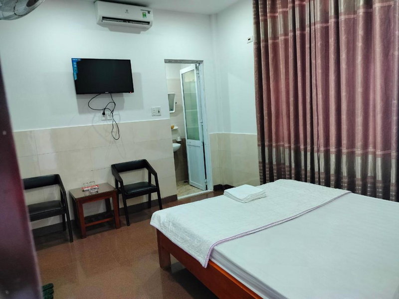 Nhật Linh Homestay, Hue, Vietnam