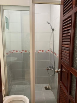 Collection O Dinh Dinh Hotel - Near Tan Son Nhat Airport, Ho Chi Minh City, Vietnam