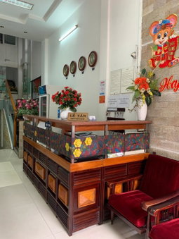 Collection O Dinh Dinh Hotel - Near Tan Son Nhat Airport, Ho Chi Minh City, Vietnam