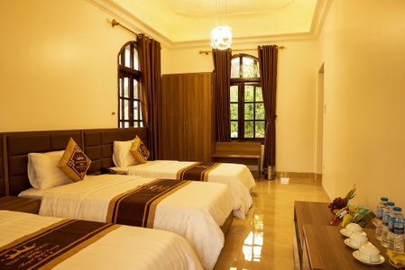 Van Xuan Royal Hotel, Hoa Lu, Vietnam