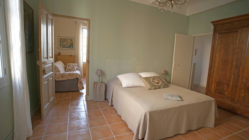 Au coin de la Roquette, Arles, France