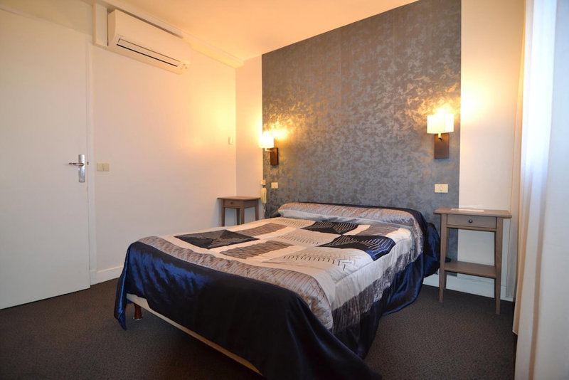Brit Hotel Cahors - Le Valentré, Cahors, France