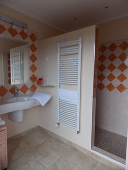 Au Relais Provencal, Bagnols-en-Foret, France