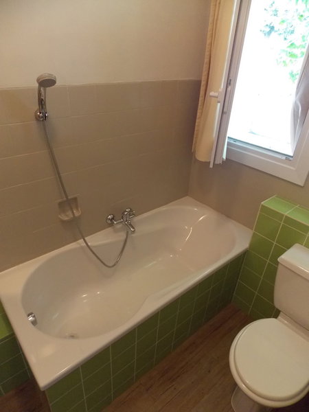 Au Relais Provencal, Bagnols-en-Foret, France