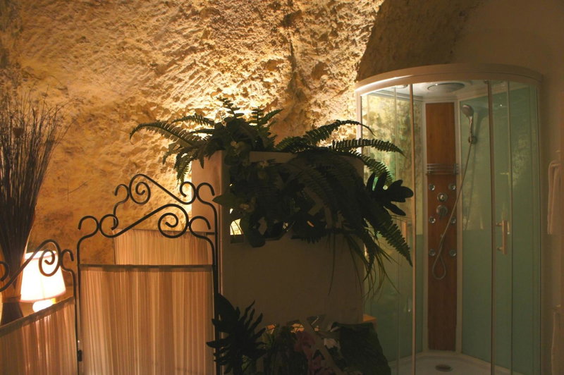 Chambres d'Hôtes Troglodytes Le Clos de L'Hermitage, Amboise, France
