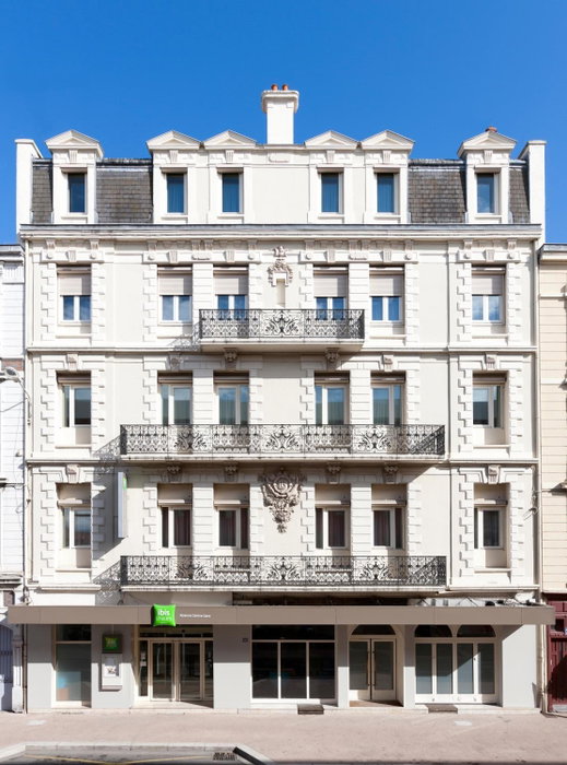 ibis Styles Roanne Centre Gare, Roanne, France
