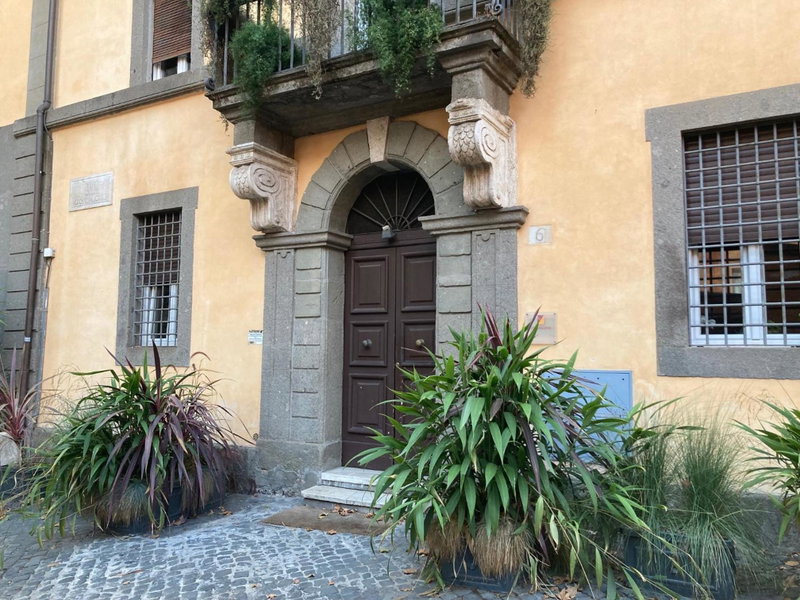 Gonfalone 6, Rome, Italy