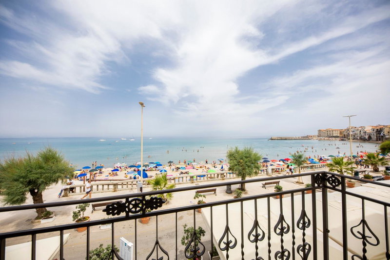 Abelia Sea Suites, Cefalù, Italy