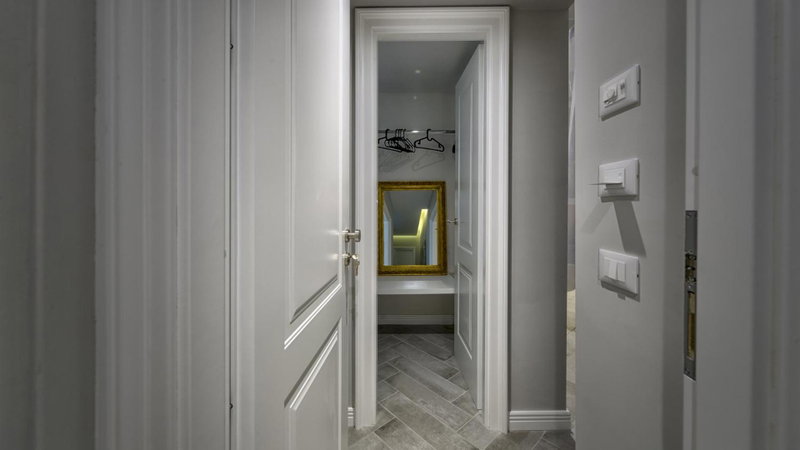 Suite del Ponte Normanno, Palermo, Italy
