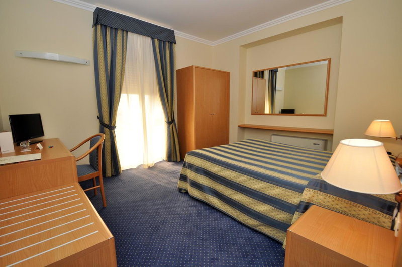 Hotel Continental Brescia, Roncadelle, Italy