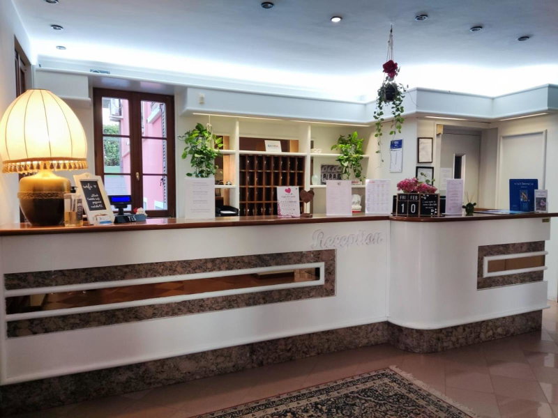 Hotel Il Castello, Pozzolengo, Italy