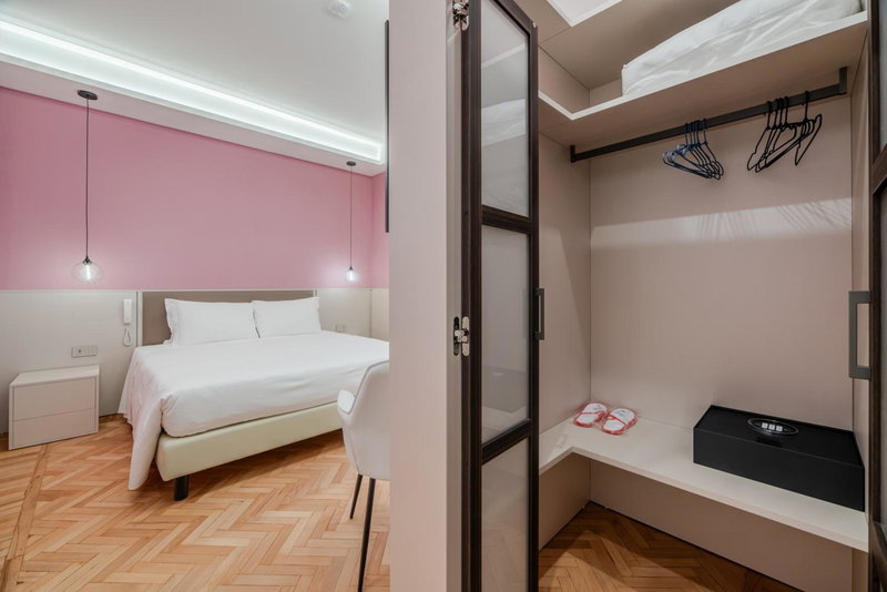 Milano Ticinese Guest House, Milan, Italy