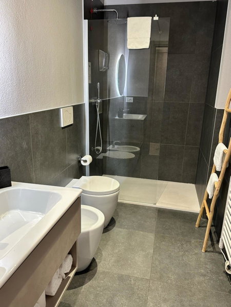 Civico 29 rooms, Peschiera del Garda, Italy