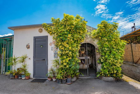 Nives Bed & Breakfast, Pompei, Italy