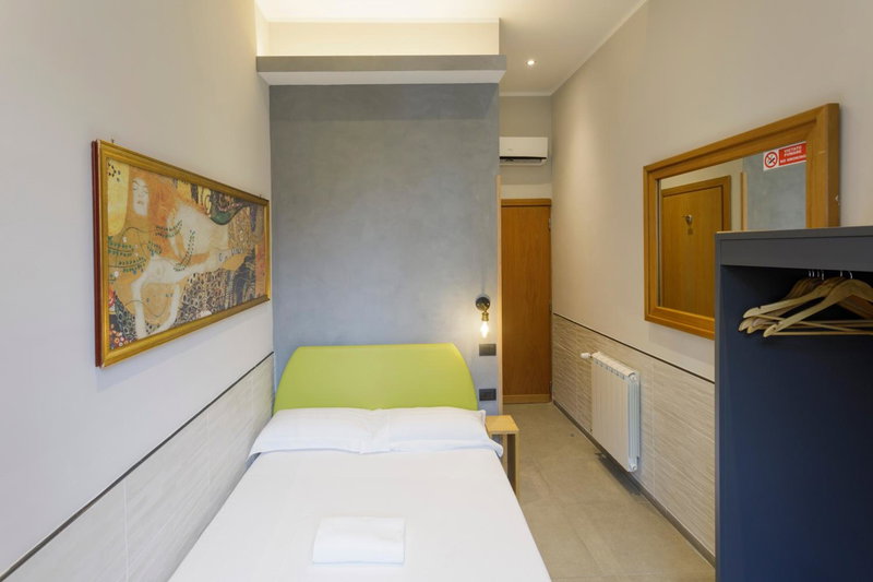 Seven, Rome, Italy