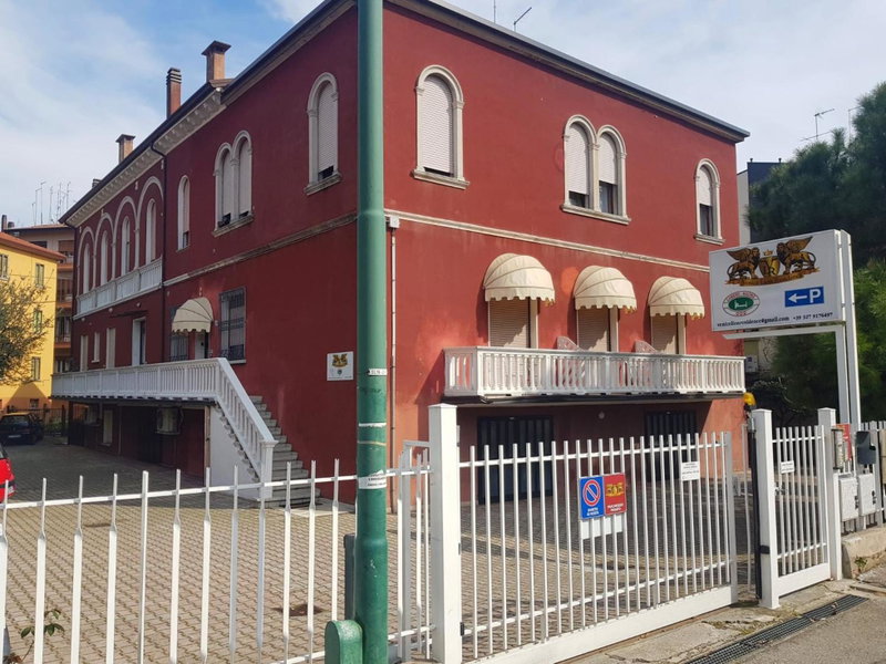 Venice Lion Residence Free Private Parking Easy Access Venice, Mestre, Italy