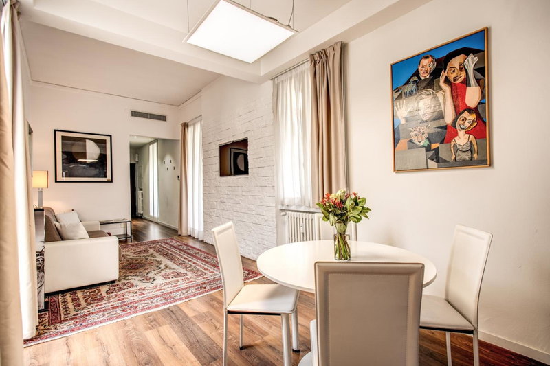 Suite Santa Tecla, Milan, Italy