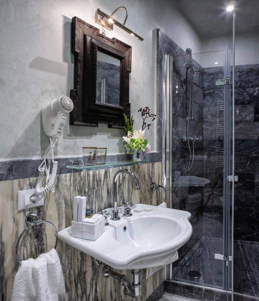 B&B "La Bottega d'Arte", Carrara, Italy