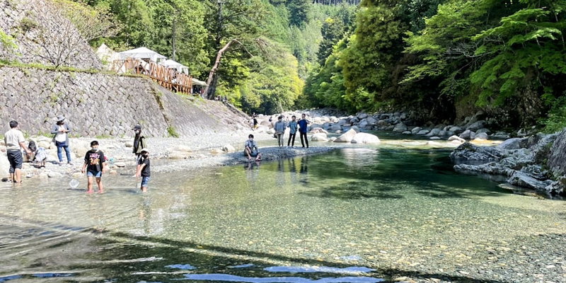 Riverside Glamping Nuts, Higashiomi, Japan