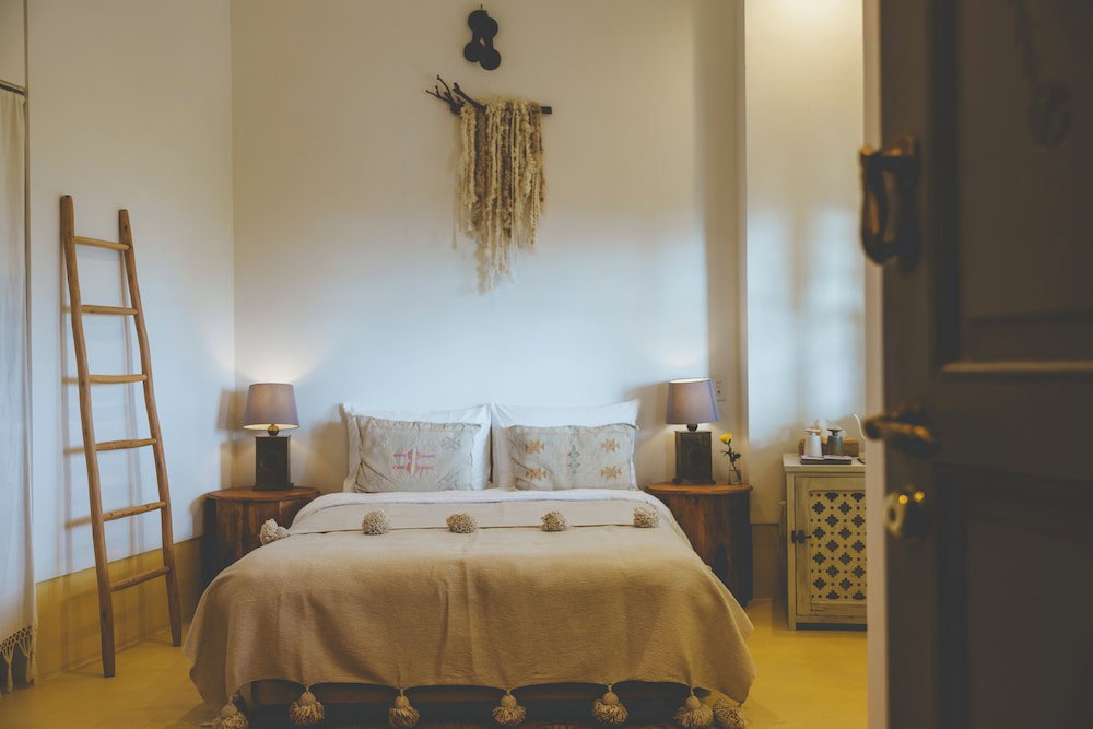 Riad Lamp, Japan