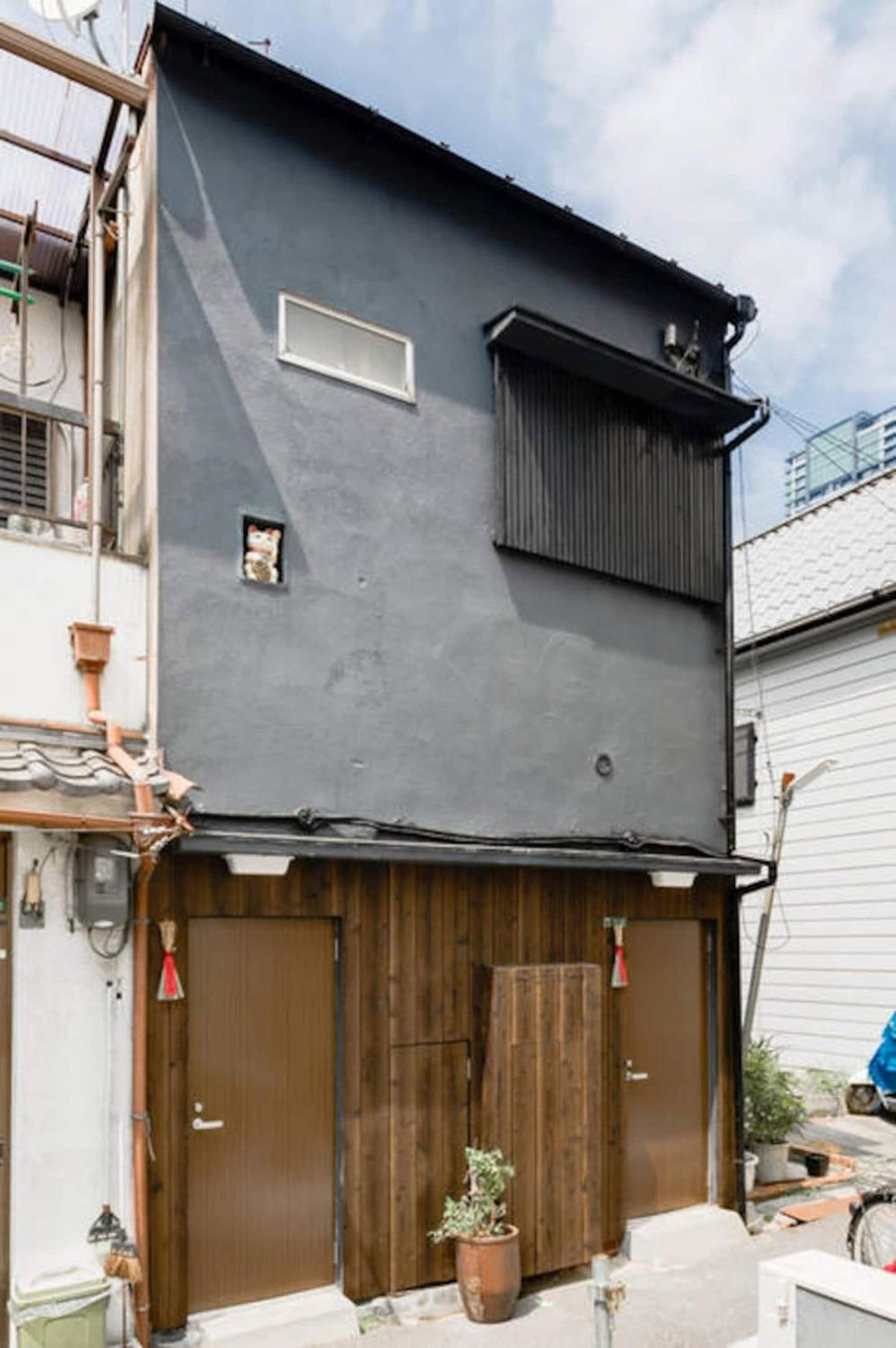 NAKAZ Machiya , Osaka Umeda, Japan