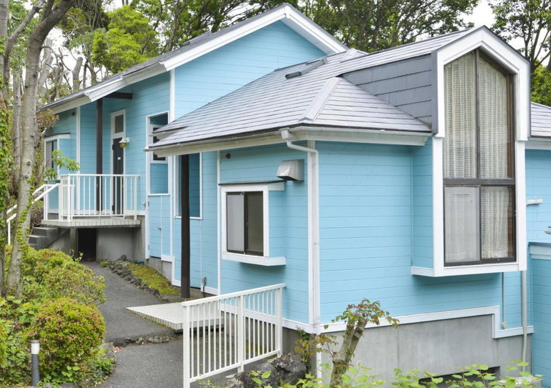 Le Nessa Akazawa, Ito, Japan