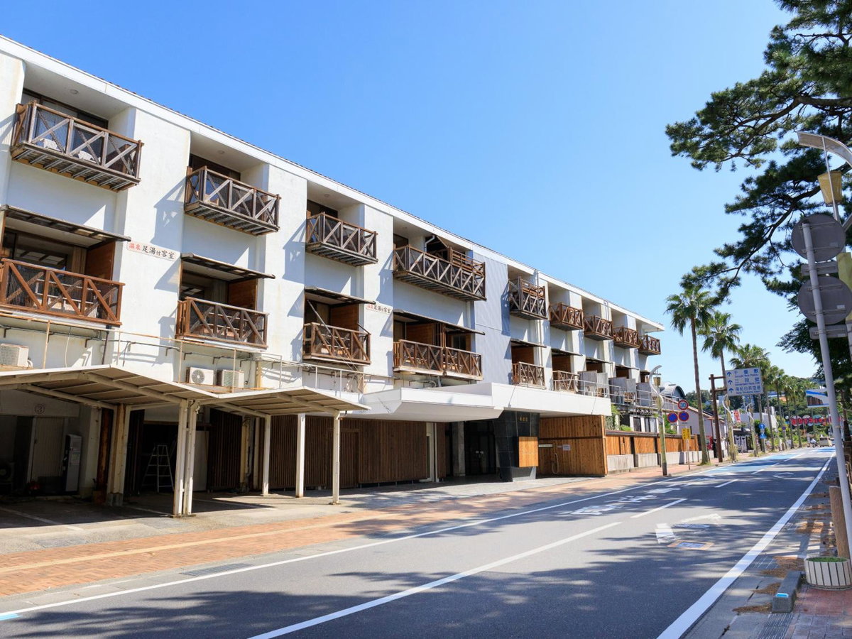Hotel Shirahamakan, Japon