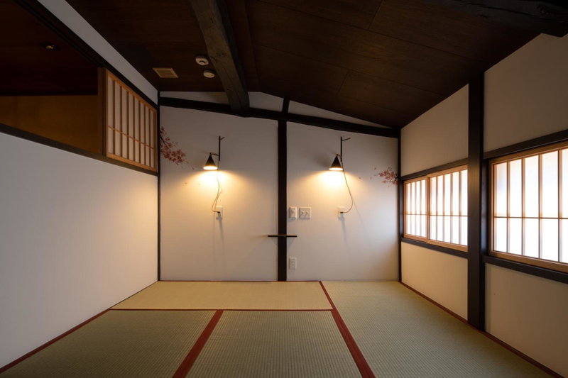 民家ホテル「金ノ三寸」(かねのさんずん), Takaoka, Japan