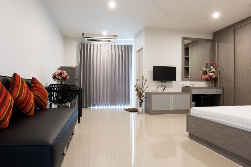 DB Plus 5, Bangkok, Thailand