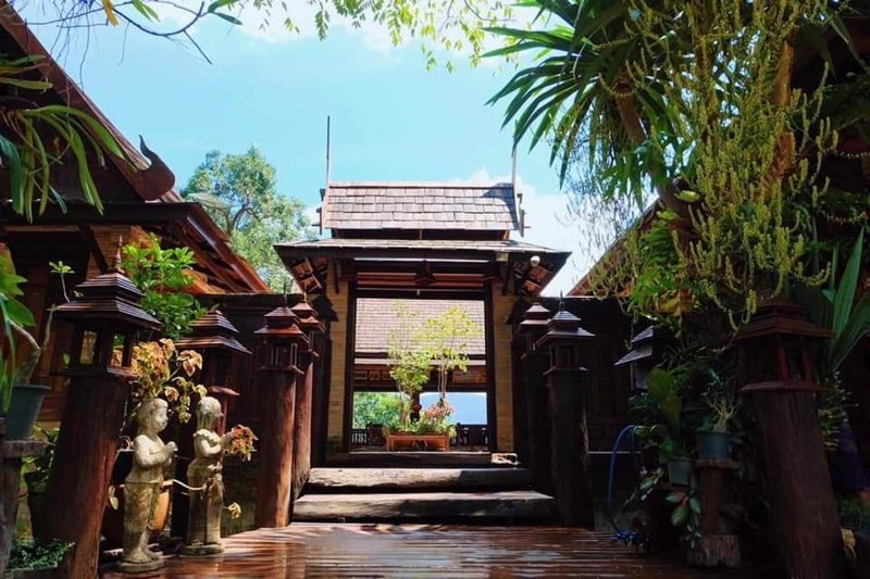 Hormuenlee resort, Sangkhla Buri, Thailand