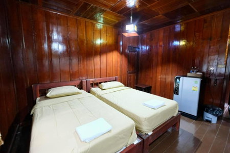 Hormuenlee resort, Sangkhla Buri, Thailand