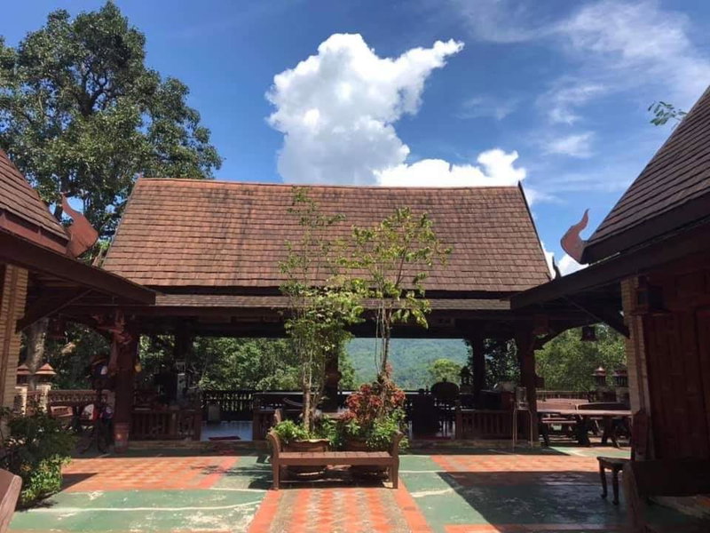 Hormuenlee resort, Sangkhla Buri, Thailand