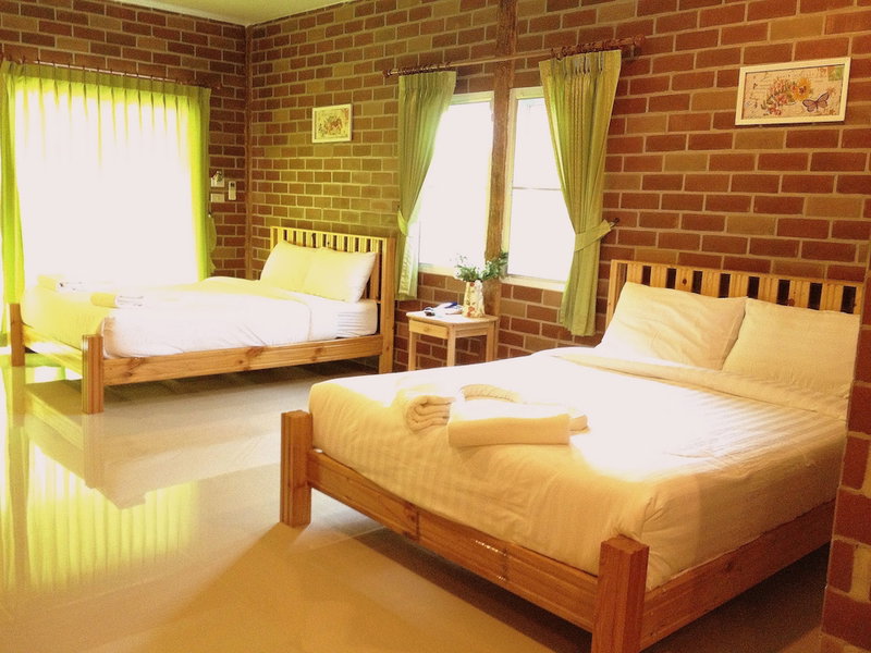 Theerama Cottage Resort, Suan Phueng, Thailand