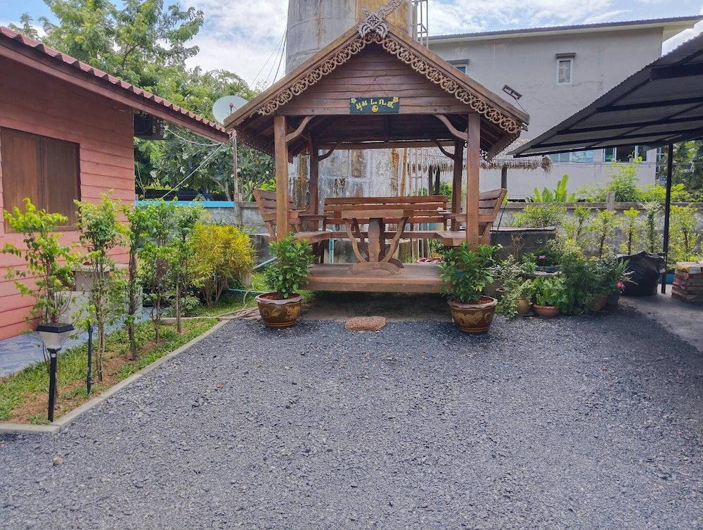 Sk Hometel Samui Airport, Thailand