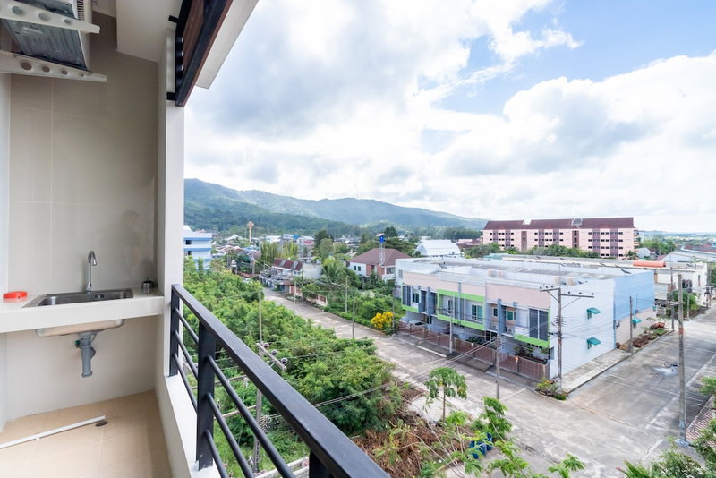 Prosperous, Hat Yai, Thailand