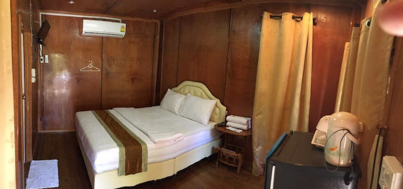 Kannawat Resort, Ban Na, Thailand